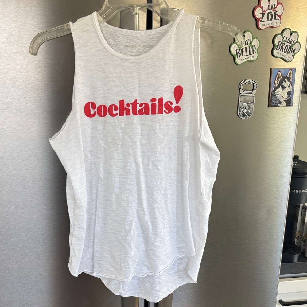 COCKTAILS tee, like new, medium
